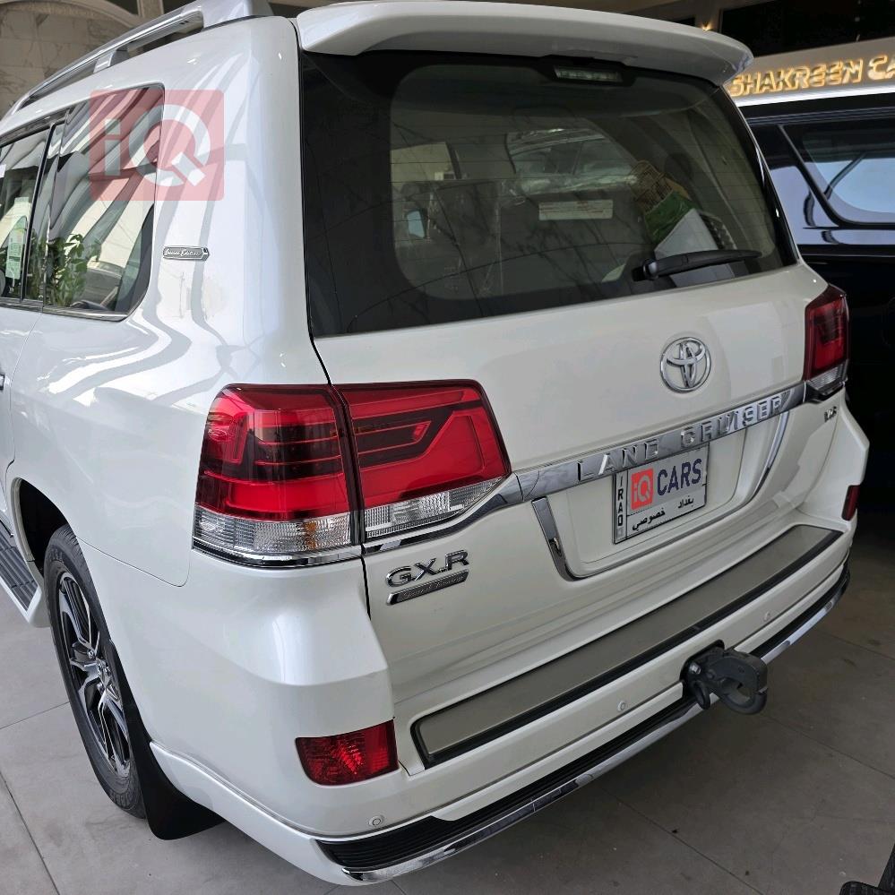 تويوتا لاندكروزر